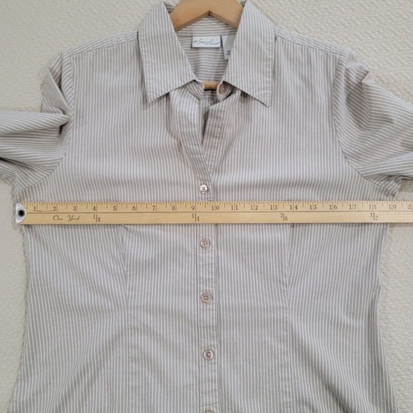 Kim Rogers Striped Button-Up Shirt Size Medium Tan 3/4 Sleeves - Picture 9 of 14
